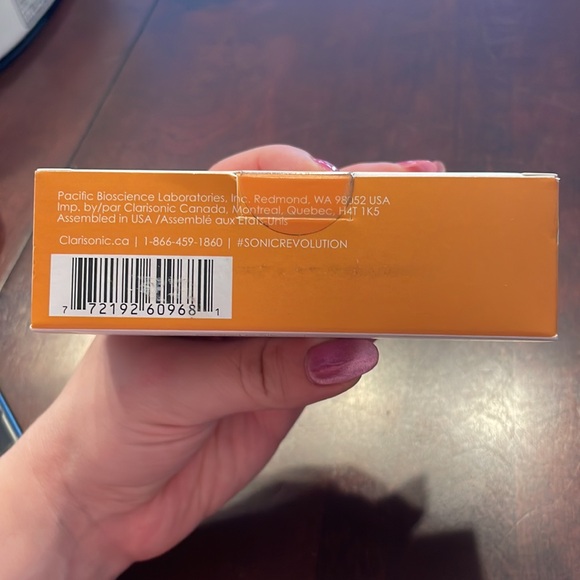 Clarisonic Sonic Radiance Brush head twin pack - Picture 4 of 4